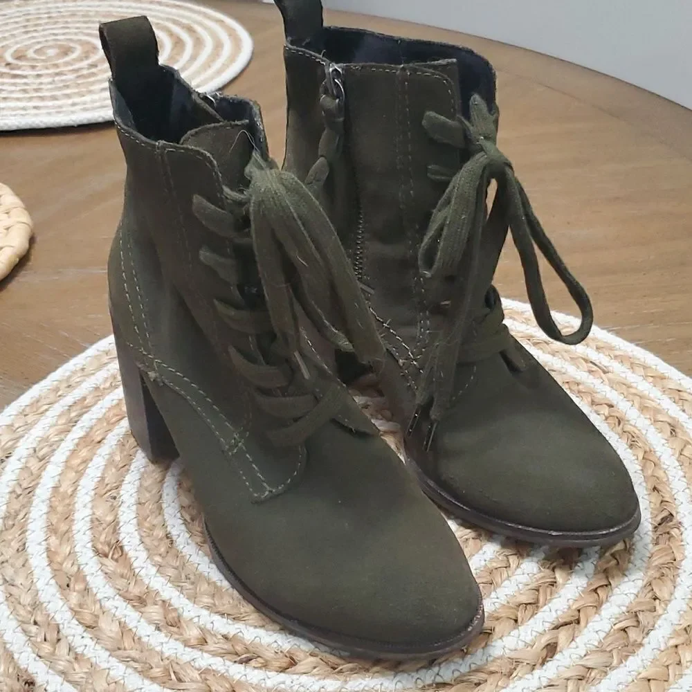 Splendid leather lace front booties- Army green, size 7